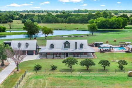 Stunning 29+ Acre Country Estate with Lake, Guest Quarters & Pool - image 1