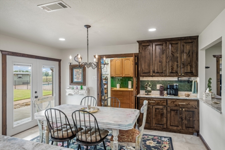 Stunning 29+ Acre Country Estate with Lake, Guest Quarters & Pool - image 14