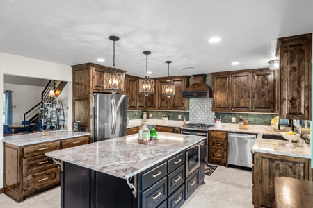 Stunning 29+ Acre Country Estate with Lake, Guest Quarters & Pool - image 49