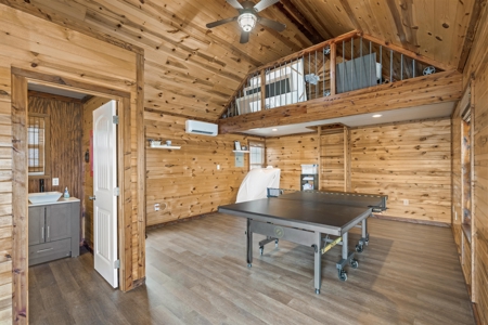 Stunning 29+ Acre Country Estate with Lake, Guest Quarters & Pool - image 37