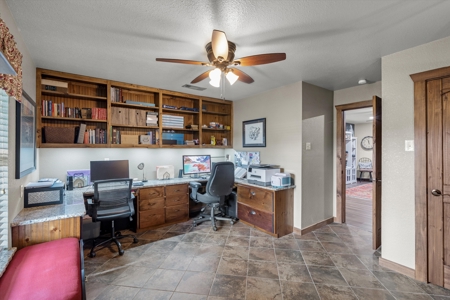 Stunning 29+ Acre Country Estate with Lake, Guest Quarters & Pool - image 17