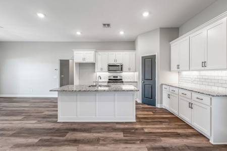 Move-In Ready 3-Bed, 2-Bath Home on Corner Lot in Iowa Park, TX - image 10