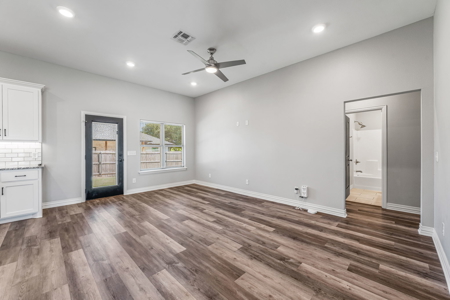 Move-In Ready 3-Bed, 2-Bath Home on Corner Lot in Iowa Park, TX - image 7