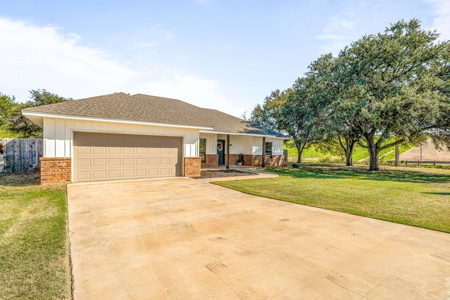 Move-In Ready 3-Bed, 2-Bath Home on Corner Lot in Iowa Park, TX - image 4