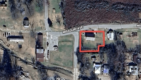 Home in Town near Spring River | Mammoth Spring, Arkansas - image 1