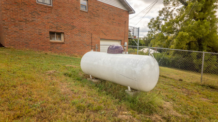 Home in Town near Spring River | Mammoth Spring, Arkansas - image 47