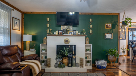 Home in Town near Spring River | Mammoth Spring, Arkansas - image 13