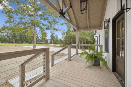 Country Home for Sale in Lewis County, Tennessee - image 5