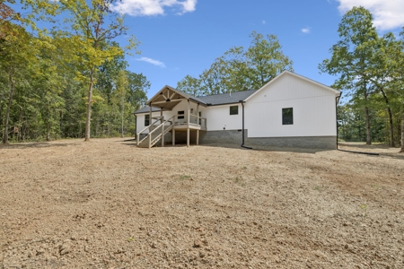 Country Home for Sale in Lewis County, Tennessee - image 43