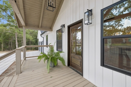 Country Home for Sale in Lewis County, Tennessee - image 6