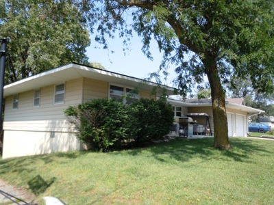 Move-in-Ready Country Home for Sale in Missouri Valley, Iowa - image 1