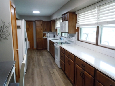 Move-in-Ready Country Home for Sale in Missouri Valley, Iowa - image 8