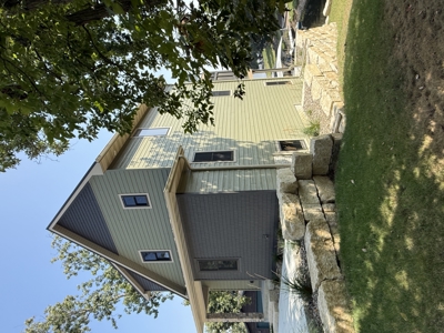 Custom Design, New Build on the Water at Sun Valley Lake - image 2