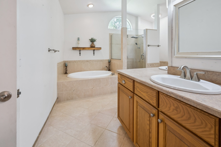 4 Bed 2.5 Bath POOL HOME on 5.31 Acres on Millhopper Rd - image 30