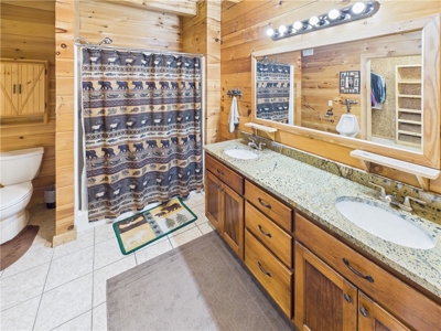 Luxury Log Cabin on 9.95 Acres with Ozark Mountain Views For Sale - image 20