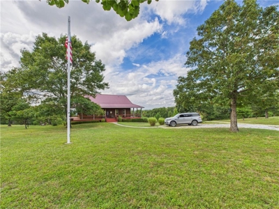 Luxury Log Cabin on 9.95 Acres with Ozark Mountain Views For Sale - image 5