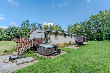 Country Home for Sale in Salem VA - image 26