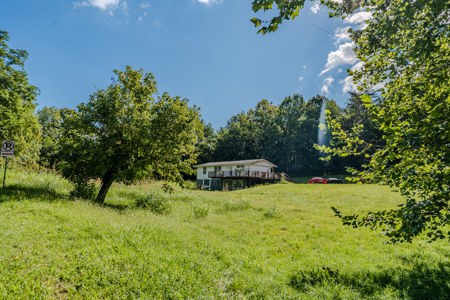 Country Home for Sale in Salem VA - image 25