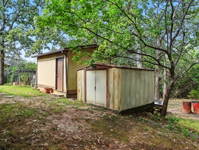 Lake Home with 2 Home and 3 Stall Boat Dock on Bull Shoals Lake - image 40