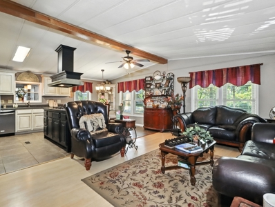 Lake Home with 2 Home and 3 Stall Boat Dock on Bull Shoals Lake - image 2