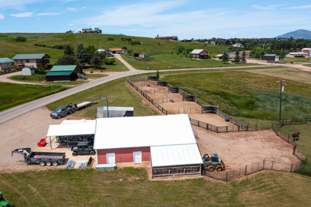Luxury Newly Built Home on 11 Acres | Lewistown, MT - image 41