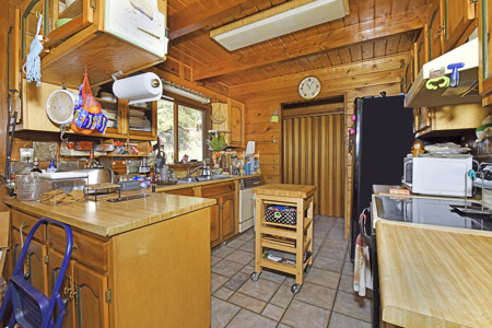 Serene Mountain Retreat on 5.43 Acres – Florissant, CO - image 19