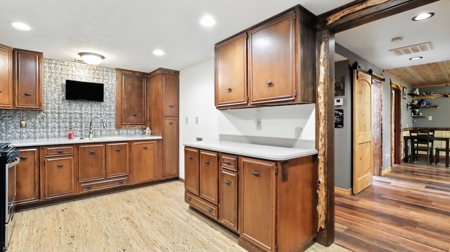 104.5 Acres w/ Bryant Creek Frontage & Custom Shouse - image 1