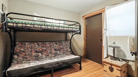 104.5 Acres w/ Bryant Creek Frontage & Custom Shouse - image 15