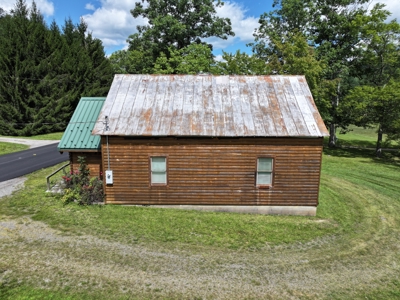 Land for sell with a structure on it located in Floyd County, VA - image 5