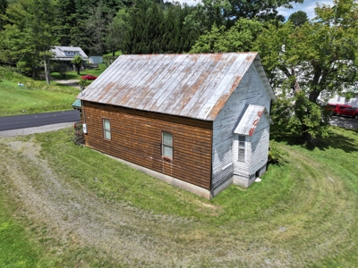 Land for sell with a structure on it located in Floyd County, VA - image 4