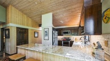 Fox Acres Gated Community Townhouse - image 6