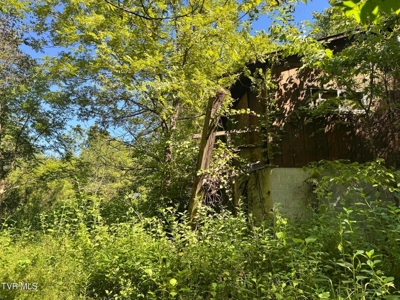 100 Acres By Deed In Hancock County, Tennessee - image 36