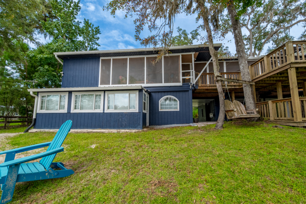 Florida Suwannee River Home & Airbnb Retreat with Private Dock