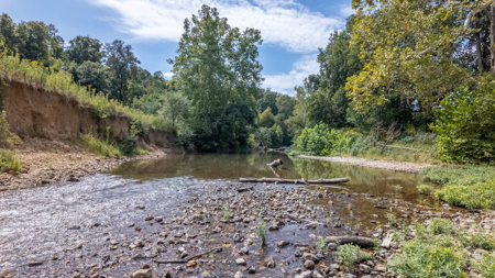 Luxury Hunting Retreat in the Missouri Ozarks | 2524.28 Acres - image 19