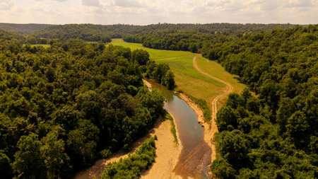 Luxury Hunting Retreat in the Missouri Ozarks | 2524.28 Acres - image 42