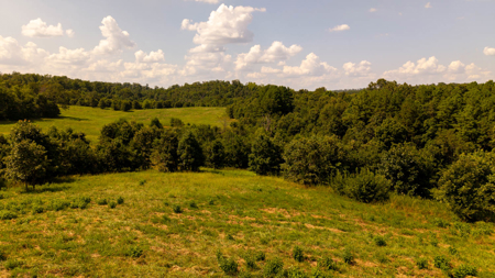 Luxury Hunting Retreat in the Missouri Ozarks | 2524.28 Acres - image 39