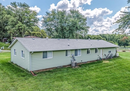 Well Maintained Country Home for Sale in Harlan, Iowa - image 24