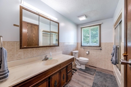 Well Maintained Country Home for Sale in Harlan, Iowa - image 12