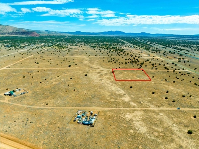 Convenient Northern AZ off grid rural property - image 1