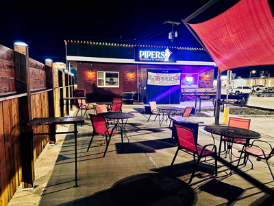 Pipers – Premier Bar and Casino in Glasgow, MT - image 1