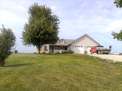 Spacious 4 bedroom, 3 bath home with modern upgrades - image 1