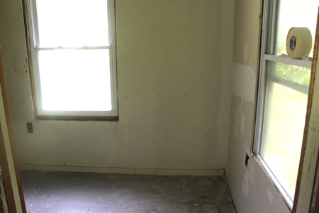 Fixer Upper on Acreage For Sale in Colchester, New York! - image 14