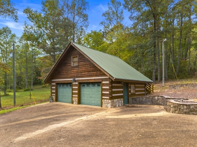 Legacy Estate in Mooresburg, Hawkins County Hunting Resort TN - image 32