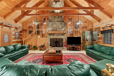 Legacy Estate in Mooresburg, Hawkins County Hunting Resort TN - image 19
