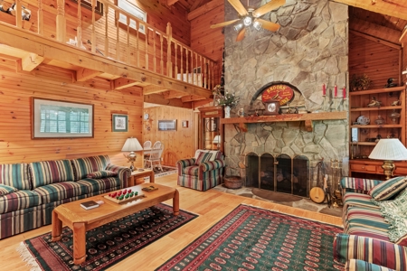 Legacy Estate in Mooresburg, Hawkins County Hunting Resort TN - image 6