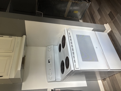 Great Beginner Home; Move-In Ready! Or use as a great investment! - image 23