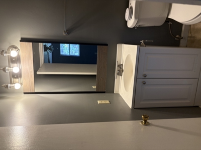 Great Beginner Home; Move-In Ready! Or use as a great investment! - image 12