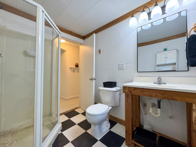 Charming Corner Lot Ranch Home in Passadumkeag, Maine - image 25