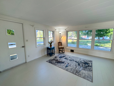 Charming Corner Lot Ranch Home in Passadumkeag, Maine - image 15