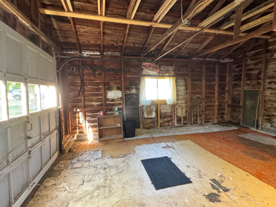 Charming Corner Lot Ranch Home in Passadumkeag, Maine - image 28